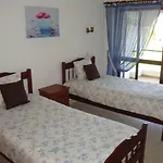 Oura Estrela